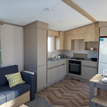 Hoburne Bashley Self-Catering Holiday Home New Milton Esterno foto