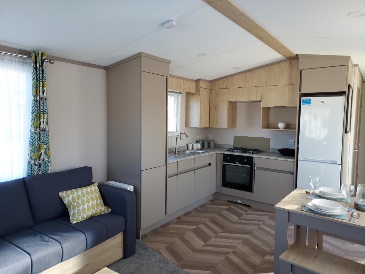 Hoburne Bashley Self-Catering Holiday Home New Milton Esterno foto